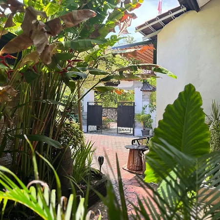 Private Room, 2 Minutes Walk To Kudeta Beach Seminyak