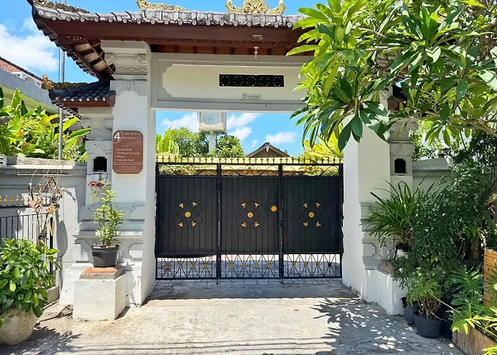 Private Room, 2 Minutes Walk To Kudeta 3*